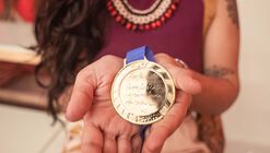 Panmela Castro realiza performance "Honra ao Mérito" no Museu de Arte do Rio