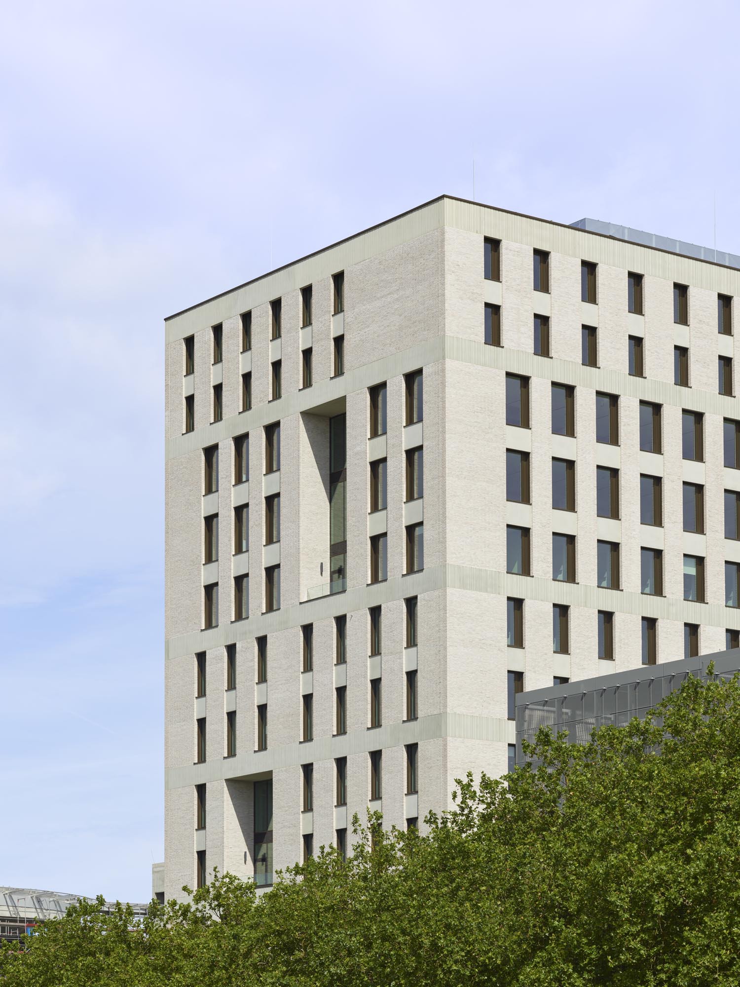 Gallery of New High-Rise-Block Böblingen District Hospital ...