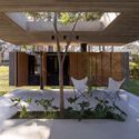 Casa Puente / Sommet - Fotografía interior, Casas, Fachada, Sillas