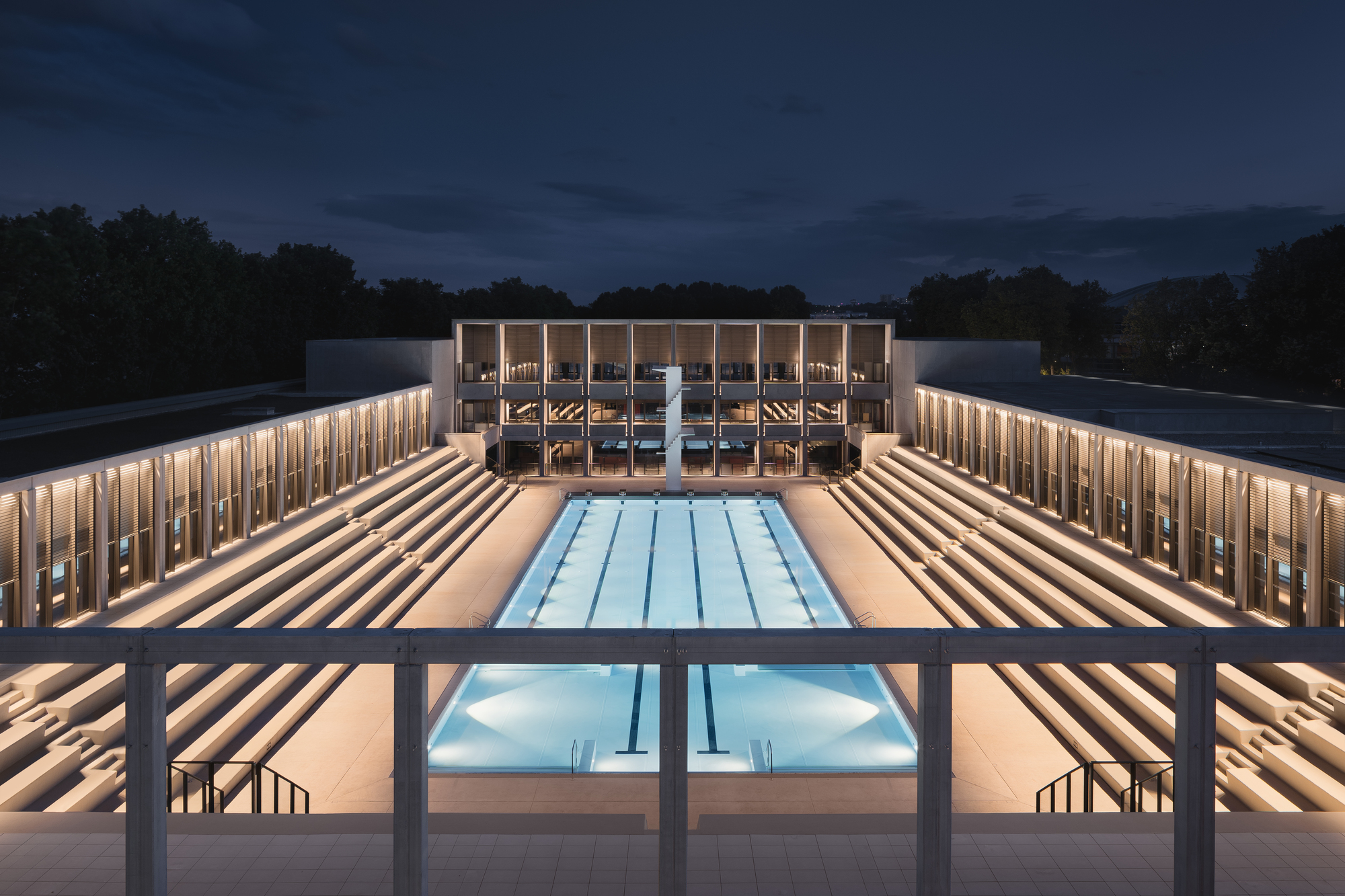 Galería de Gerland centro de deportes / 4_32 architecte - 28