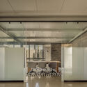 Oficinas CLJ / MORO Taller de arquitectura - Fotografía interior, Edificio De Oficinas, Fachada