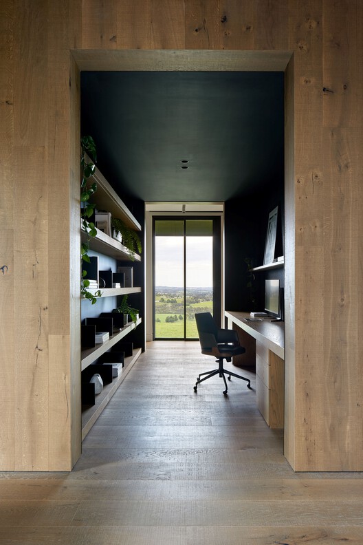 Gruyere Farmhouse / Rachcoff Vella Architecture Gruyere Farmhouse / Rachcoff Vella Architecture - Interior Photography, Chair