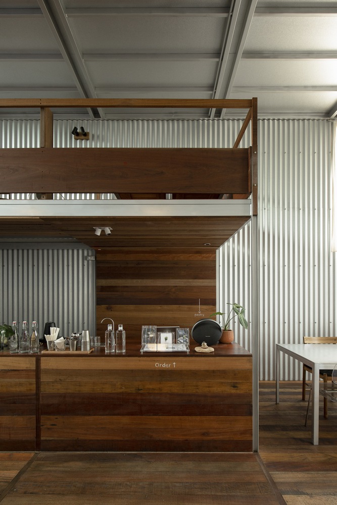 Café Ton / TON Architects - Fotografia de Interiores, Cozinha, Viga, Mesa