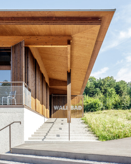 Forest Pools Zimmeregg / Brechbuehler Walser Architekten Forest Pools Zimmeregg / Brechbuehler Walser Architekten - Image 8 of 22