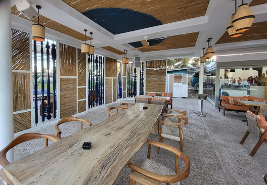 Smart, Eco-Conscious Architecture and Décor Inspired by Nature’s Finest Materials - Image 10 of 10