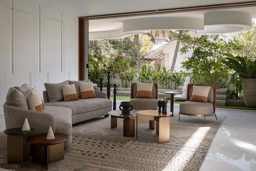 Casa  / Suva Architects - Fotografía interior, Sala de estar, Sillas