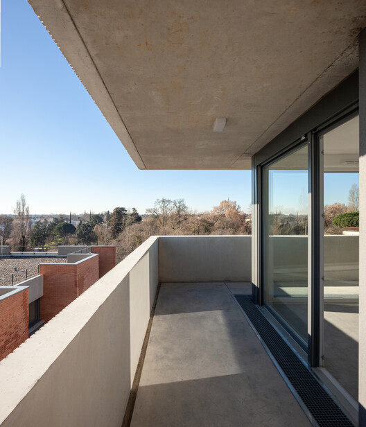Au Loin Residence / GGR architectes - Image 17 of 37