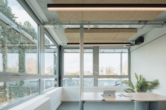 Centre des financespubliques in Corbeil-Essonnes / Lemoal Lemoal Architectes - Interior Photography, Windows