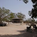 Biblioteca Guiré Yéro Bocar / croixmariebourdon architectes associés - Fotografía exterior, Bibliotecas