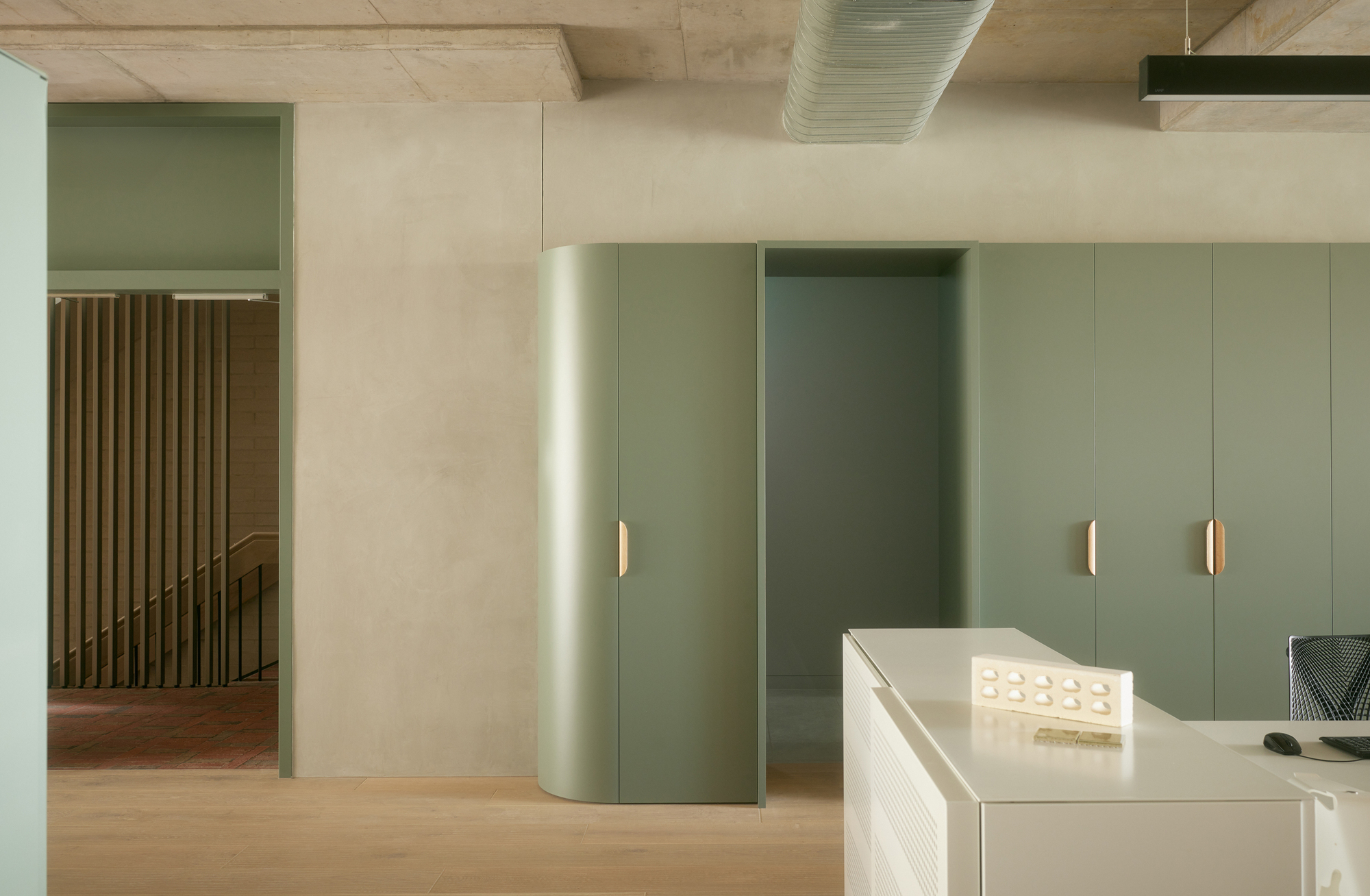 Gallery of Bay Street Mixed-Use Building / Matyas Architects ...