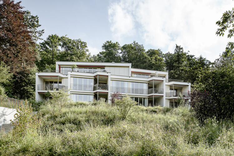 Wohnhaus Sonnenfalter / KNTXT Architektur - More Images