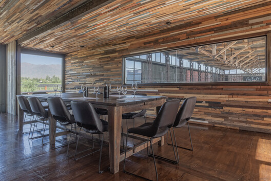 MAAL Wines  / Mora Hughes Arquitectos - Imagen 17 de 25