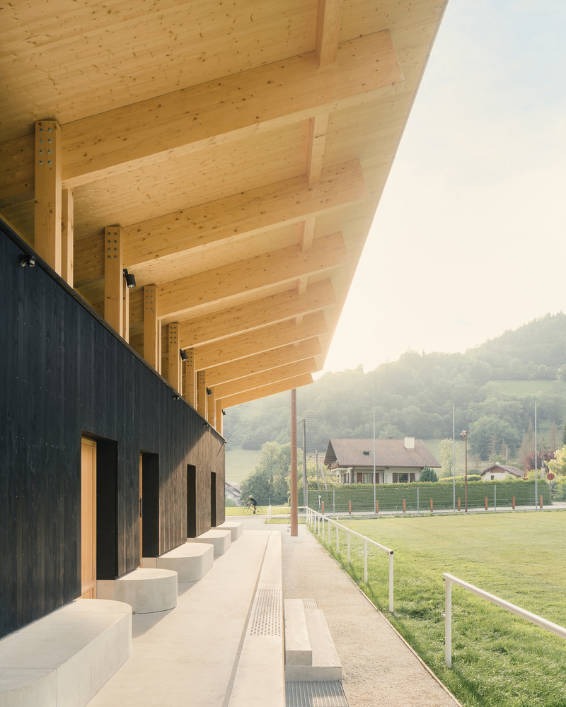 Gallery of Vestiaires and Club House Sport Facilities / Anthony ...