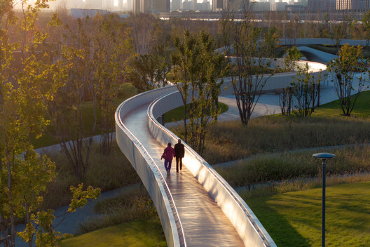 Jingyue Central Park / SHUISHI Jingyue Central Park / SHUISHI - Image 15 of 32