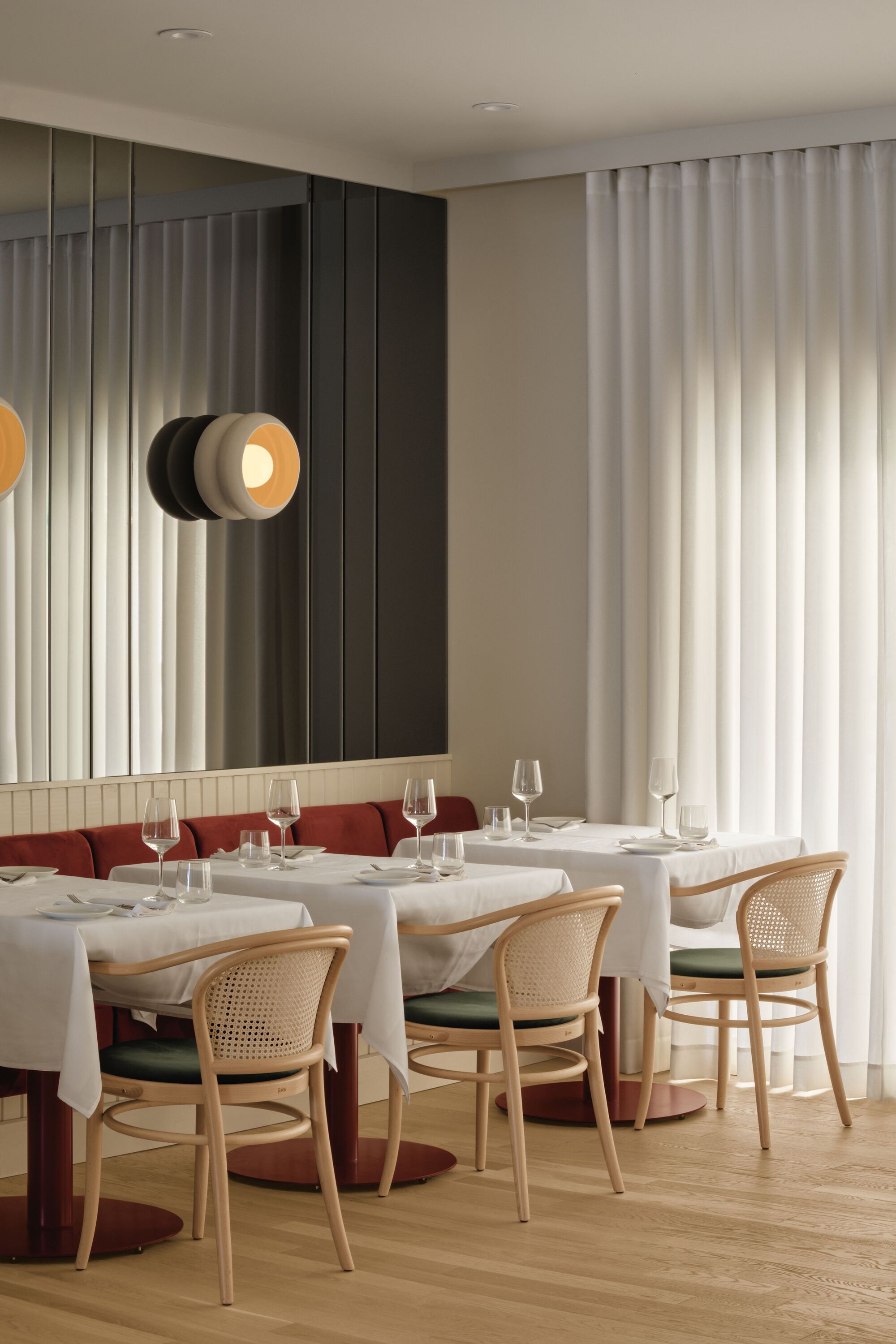 Piatti Ristorante Gallery of Piatti Restaurant / Ivy Studio - 9