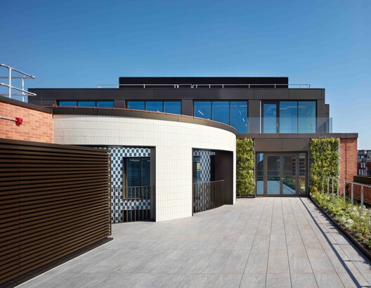 Berners and Wells Building / Emrys Architects - Exterior Photography, Brick, Windows, Facade