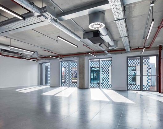 Berners and Wells Building / Emrys Architects - Image 11 of 33