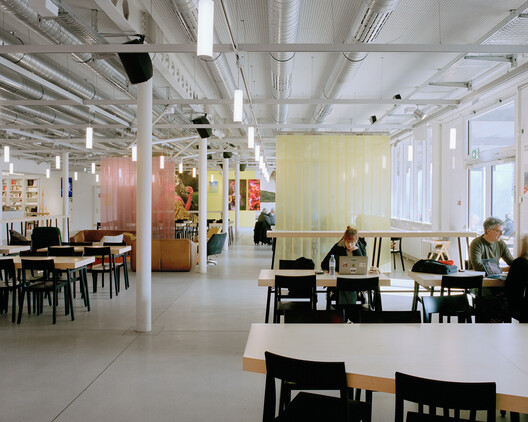 Kantina / BARAKI Kantina / BARAKI - Interior Photography, Dining room, Table, Chair