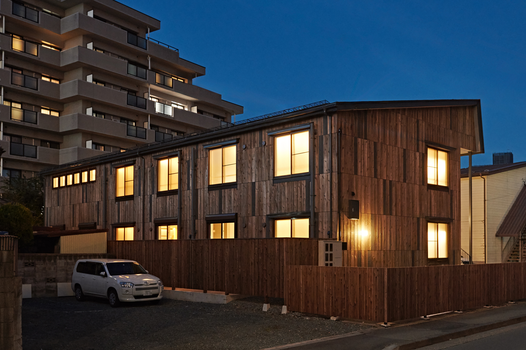 Gallery of Node of Life Office and Residence / NoMaDoS - 33