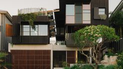 Holocene 住宅 / CplusC Architects + Builders