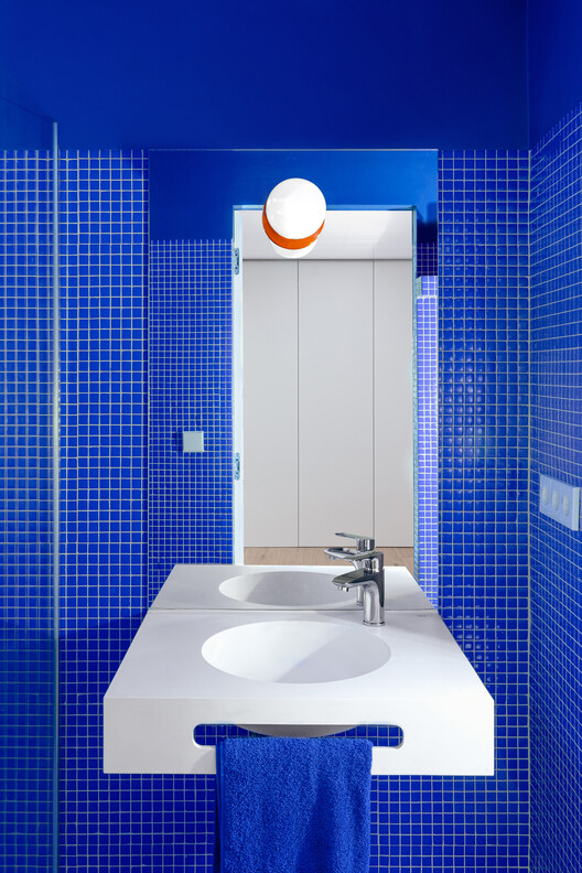 Apartamento Protótipo Doméstico Não Planejado / Ismael Medina Manzano Architecture  - Fotografia de Interiores, Banheiro, Pia