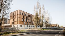 Centro de Treinamento e Oficinas para Aprendizes / Atelier Tequi Architects
