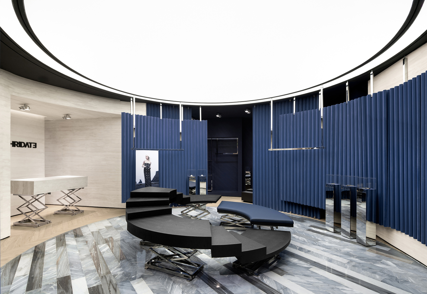 Boutique MITHRIDATE / SLT Design - Fotografia de Exterior, Iluminação, Cadeira