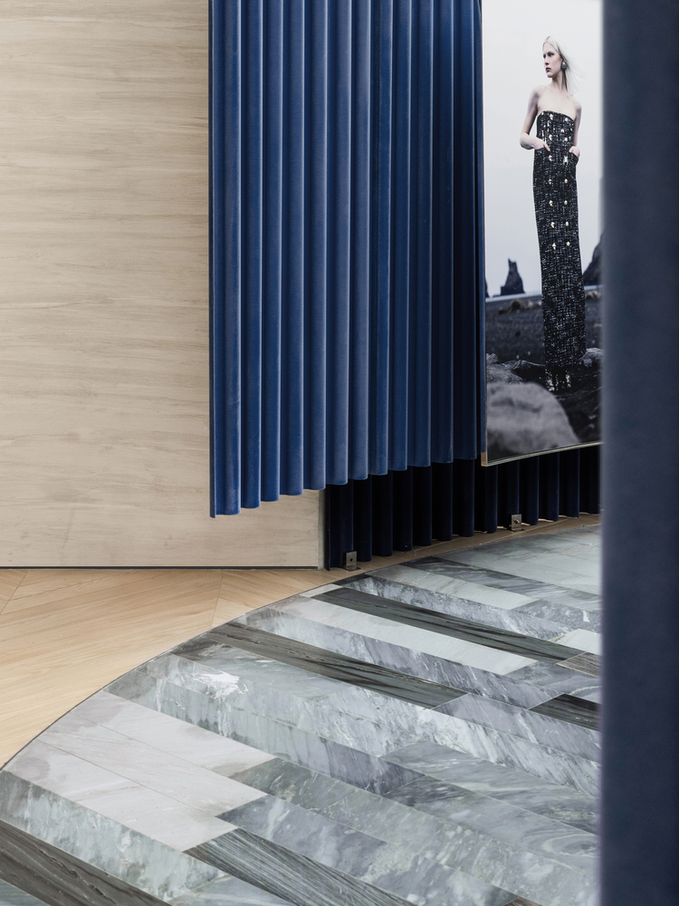 Boutique MITHRIDATE / SLT Design - Imagem 16 de 24