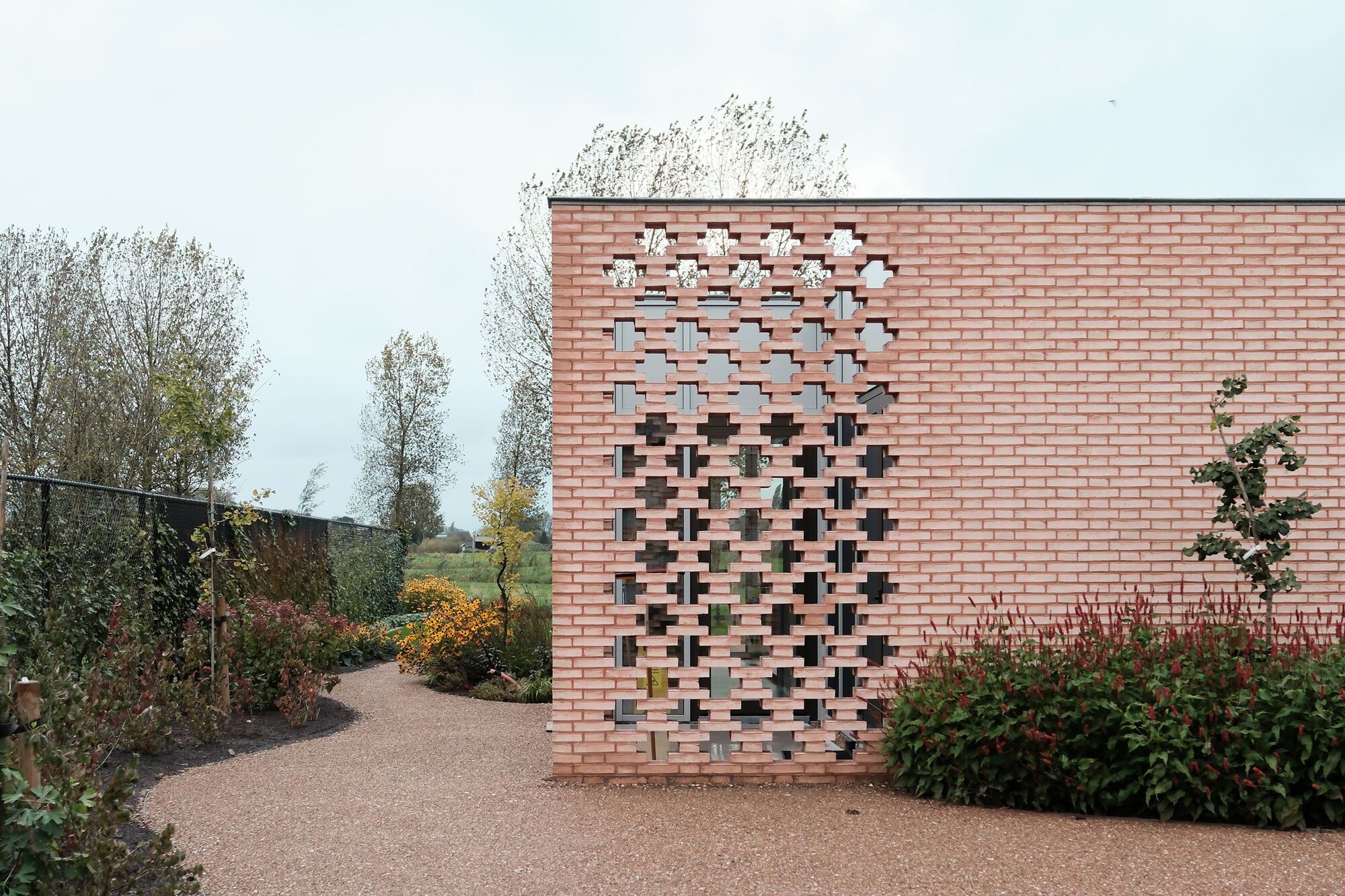 Studio Okami Gallery of Patio House / Studio Okami Architects - 11