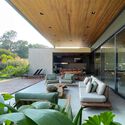 Casa DS / Fpoles Arquitetos - Fotografía interior, Sala de estar, Madera, Patio, Patio interior