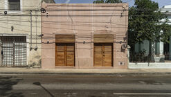 La Casa Rosa / NKN Studio