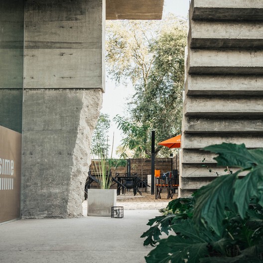 Linné Costanera  / MANTO ARQUITECTURA - Fotografía exterior, Concreto