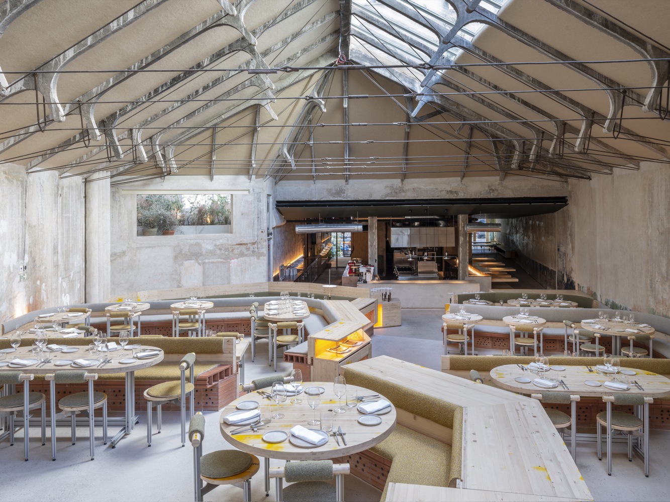 Gallery of Bars, Cafés, and Shops in Madrid: The Role of Design in ...