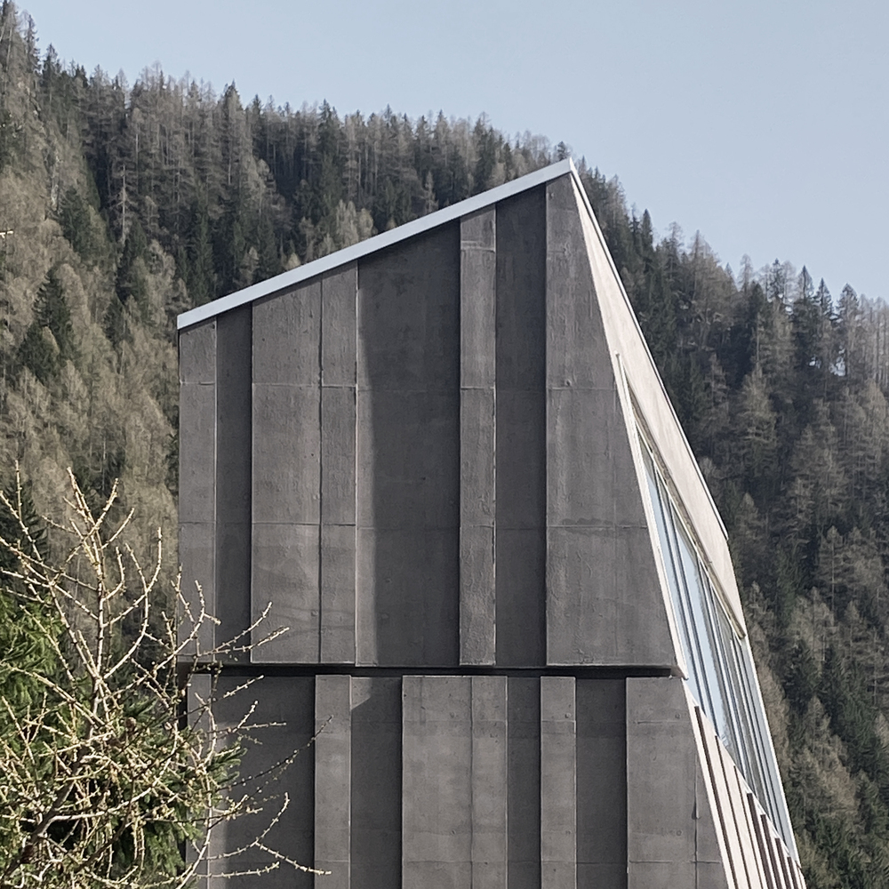 Gimnasio de escalada Spluga/ ES-arch - Imagen 17 de 21