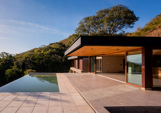 Casa Fai / MedinaMas/Arq - Imagen 11 de 24