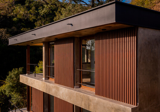 Casa Fai / MedinaMas/Arq - Fotografía exterior, Madera, Balcón