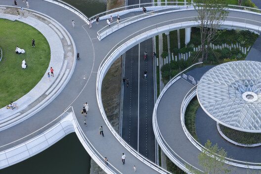 Puente peatonal Chengdu Jiaozi / China Southwest Architectural Design and Research Institute - Imagen 7 de 21