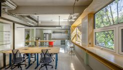 Health & Beauty Office Space / Shang Interior Architects