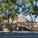 Darlington Public School  / fjcstudio - Schools 