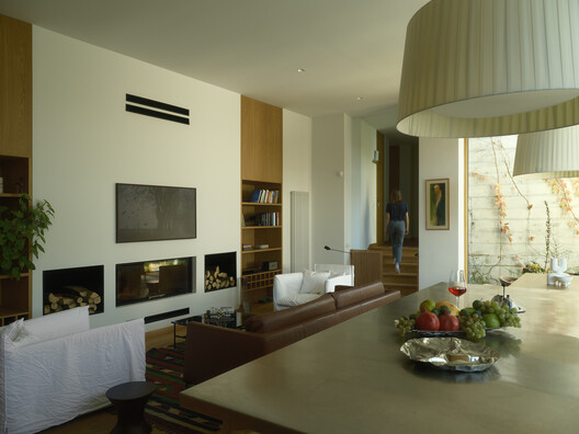 Casa "Duplicate" / MUA Architecture & Placemaking Casa "Duplicate" / MUA Architecture & Placemaking - Imagem 8 de 23