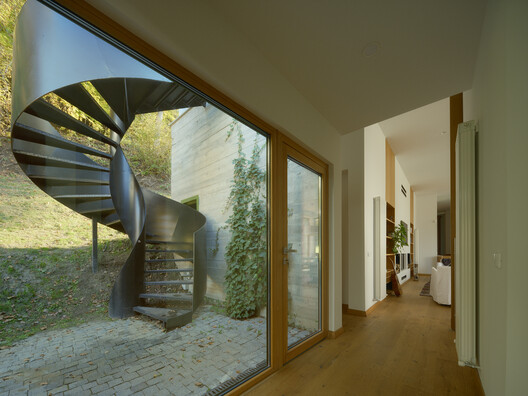 Casa "Duplicate" / MUA Architecture & Placemaking Casa "Duplicate" / MUA Architecture & Placemaking - Imagem 2 de 23