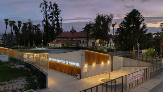 Biblioteca Municipal de Pudahuel / Matías Córdoba y Claudio Iglesias - Imagen 29 de 51