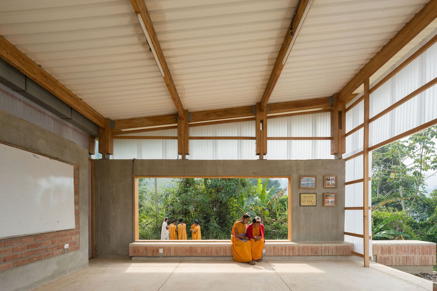 Gallery of Spaces that Educate: The Role of Architectural Design on ...
