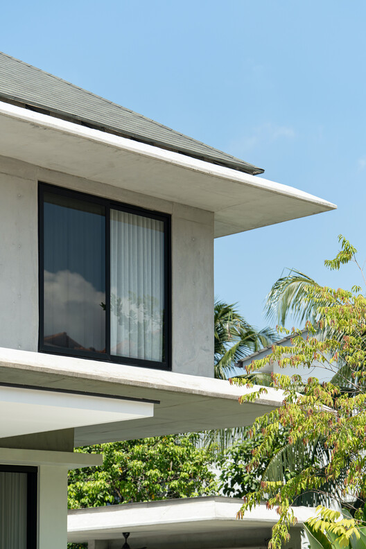 Lapatoo House / Fabian Tan Architect - Exterior Photography, Concrete, Balcony