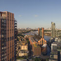 Foster + Partners Unveils Two New Residential Towers in London's King's Road Park Master Plan - 1 的图像 4