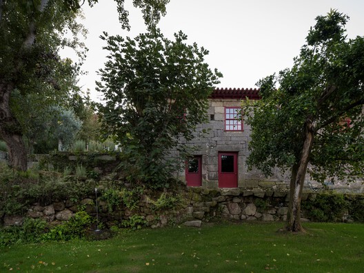 Quinta de Velude / Correia/Ragazzi Arquitectos - Fotografia de Exterior, Porta, Jardim