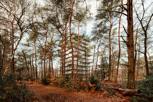 Beaufort Residential Tower / Orange Architects Beaufort Residential Tower / Orange Architects - Exterior Photography, Wood, Forest