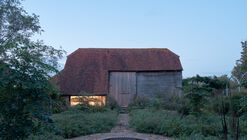 Underwing Pottery Studio / Ashton Porter Architects