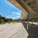 Praça da Jabuticaba  / Gustavo Penna Arquiteto e Associados - Fotografia de Interiores, Concreto