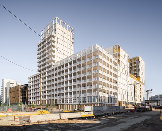 Alpha XXL Mediterranean Mixed Block / Rémy MARCIANO architecte Alpha XXL Mediterranean Mixed Block / Rémy MARCIANO architecte - Exterior Photography